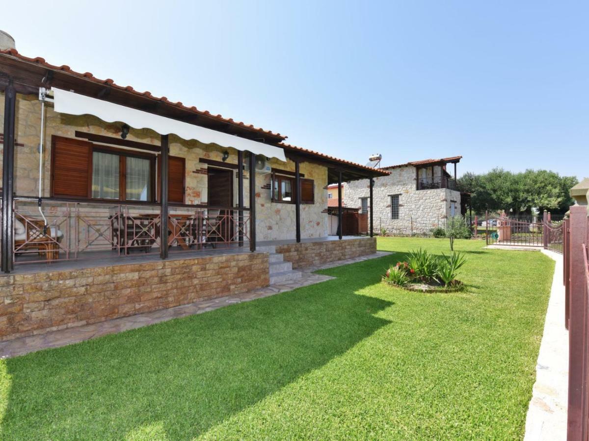 Villa Trifon By Rentalspro Services -Nea Potidea Halkidiki Exterior foto